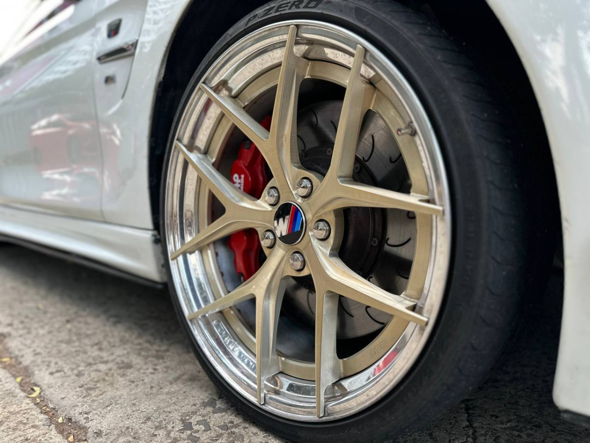 car picture