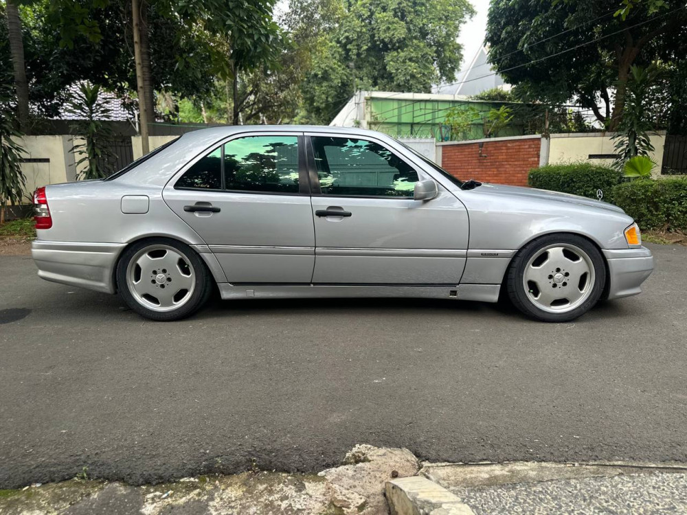 car picture